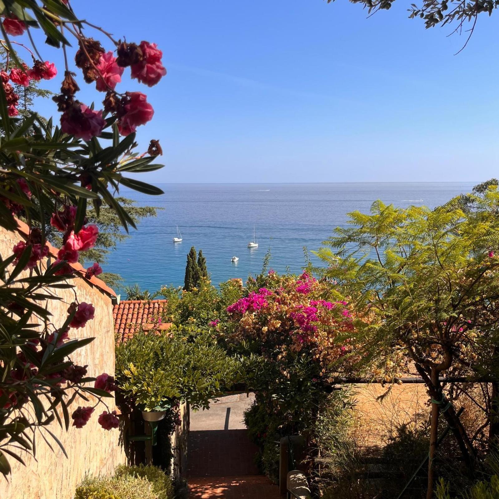 Lo Scoglio Apartment Varigotti Extérieur photo
